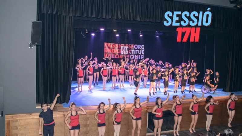 FESTIVAL DE NADAL DE FIT KID (SESSIÓ 17H)
